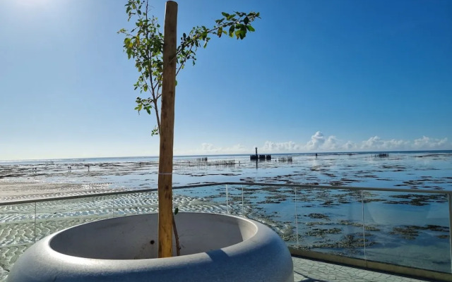 Ape Praia Piscina e Academia P812