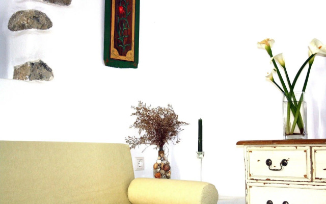 Mariakis Luxury Studios