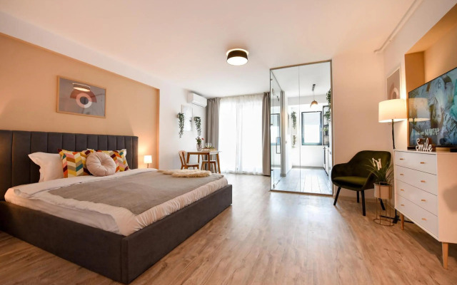 POWDER - City Center Studio with Balcony