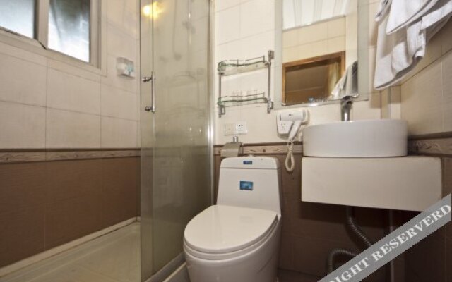 Xiaoxie Dun Jianning Express Hotel (Fuzhou Chating Subway Station)