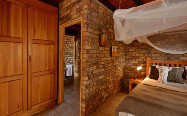Tshukudu Game Lodge
