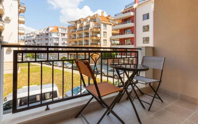 Inter Holiday Apartments