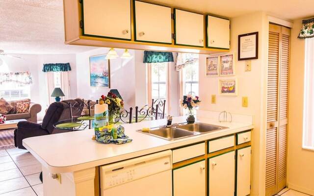 Royal Palm Bay Condo