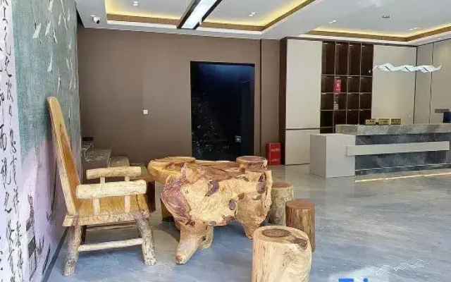 Shanshuiyuan Homestay (Emeishan Scenic Area Linggongli Parking Lot)