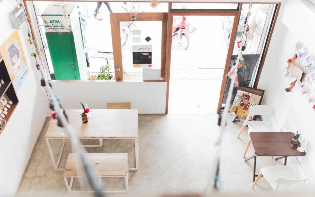 SOOK Café and Hostel