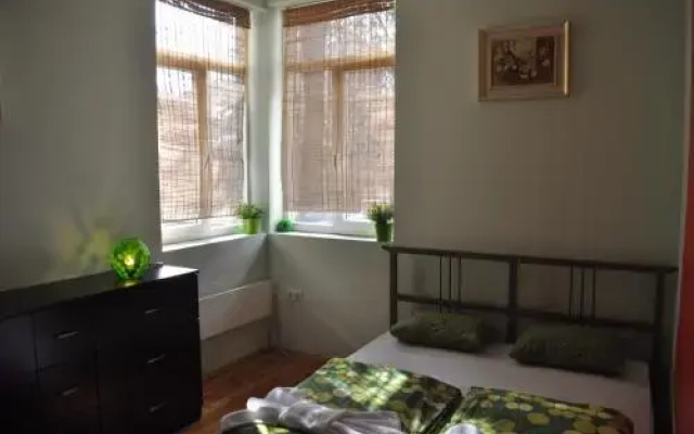 Elegance Hostel and Guesthouse