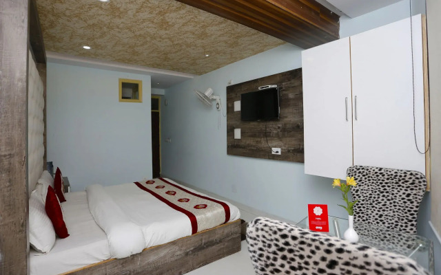 OYO Rooms 099 Near Victory Tunnel Shimla