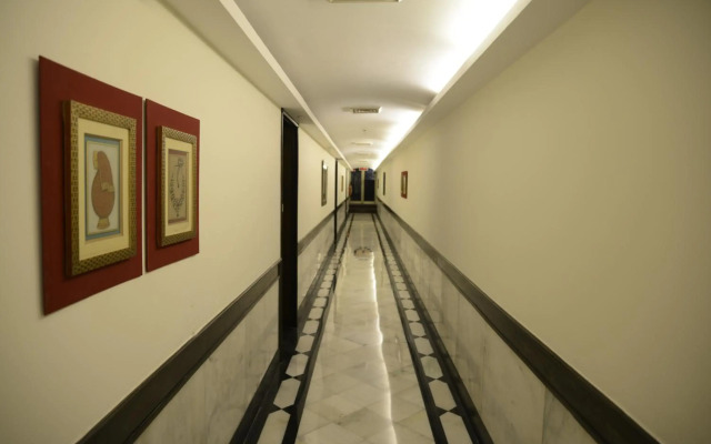 The Lalit Laxmi Vilas Palace