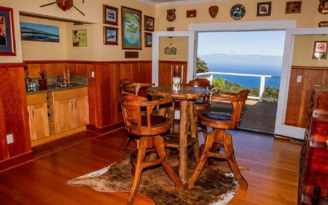 Hamakua Ranch House B&B