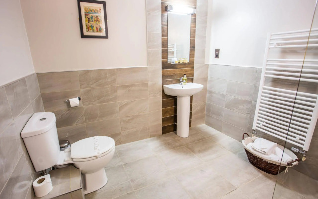 Duke Of Edinburgh Hotel