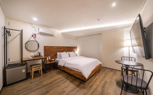 Seogwipo The Hotel