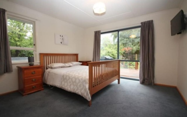 40 Jollies Pass Road