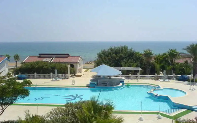 Long Beach Hotel And Villas