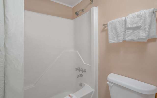 Super 8 by Wyndham Carlisle North