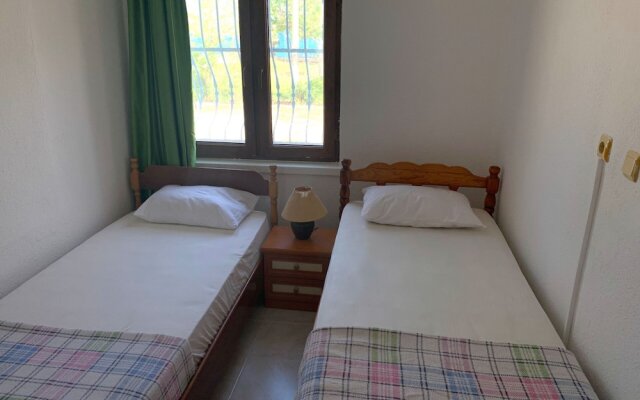 MayaLuna Ecolodge