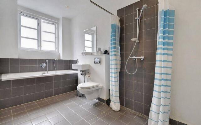 CPh Apartment