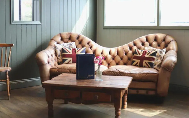 The White Horse Hotel
