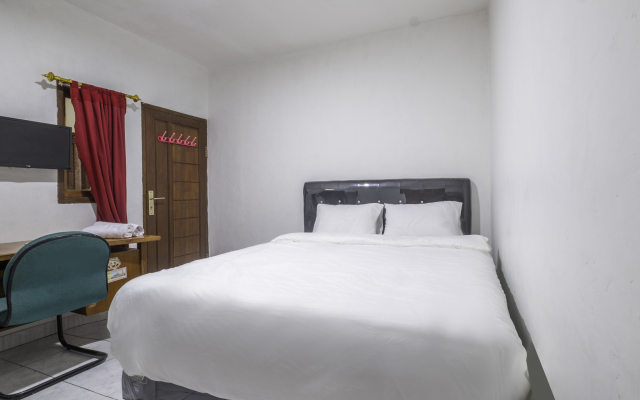 OYO 2391 Baladewa Residence Syariah