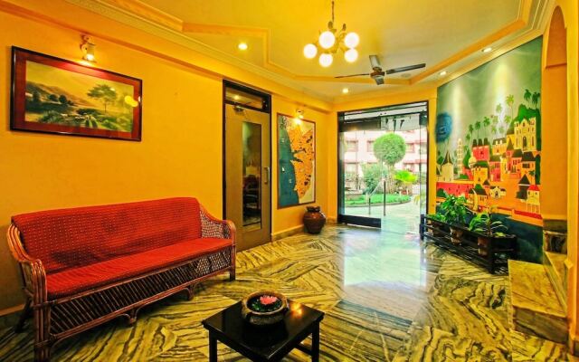 Hotel Gopika International