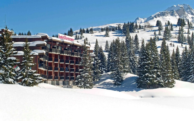 Lake Hotel Courchevel 1850