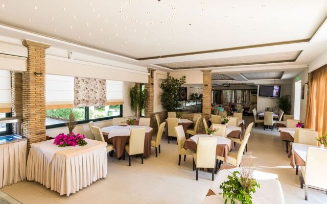 Zante Plaza Hotel
