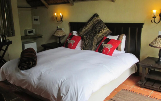 Aloe and Elephant Lodge