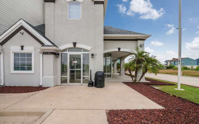 Studio 6 Ingleside, TX