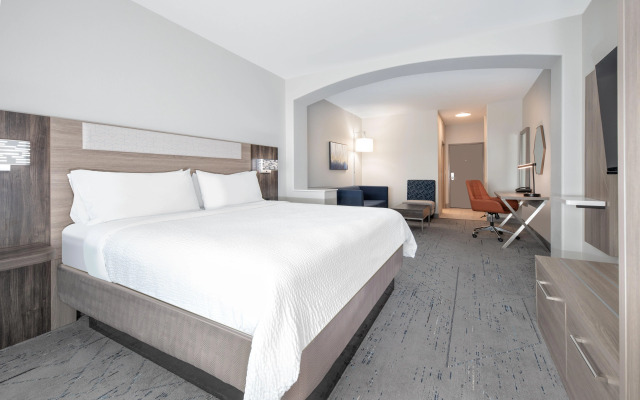 Holiday Inn Express Hotel & Suites DALLAS WEST by IHG