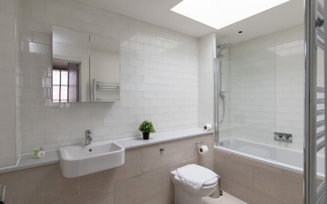 home.ly - London West End Apartments