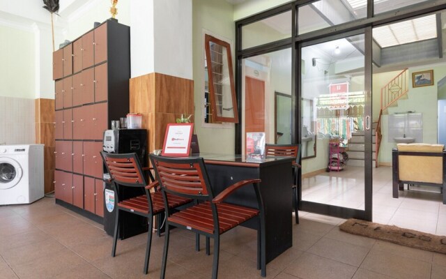 KoolKost Female Syariah near Dinoyo Mall Malang