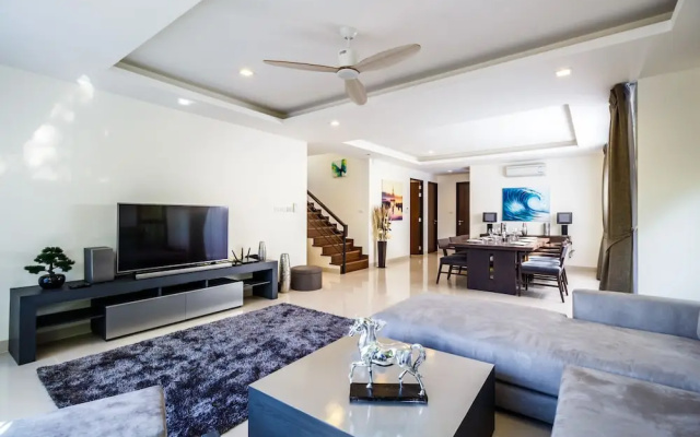 Laguna Park Villas