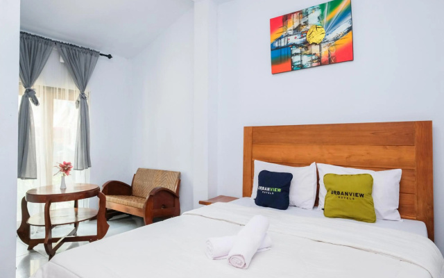OYO 4016 Tan Jokteng Guest House – Guest Rooms – Yogyakarta