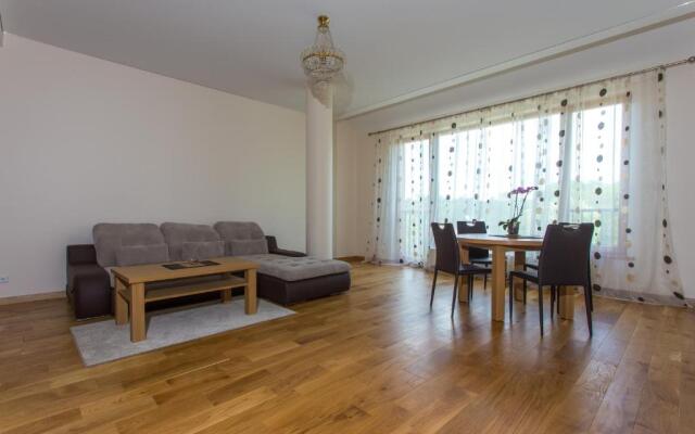 Violetos Lux Apartamentai