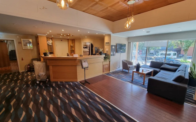 Stord Folkehøgskule Sommarhotell