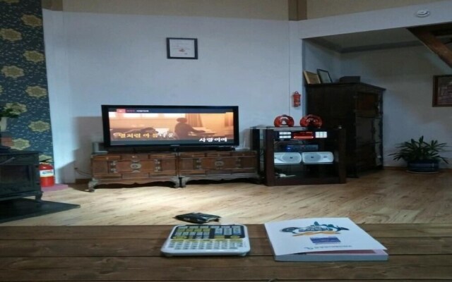 Ganghwa Aura Pension