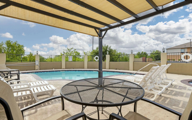 Comfort Inn & Suites Glenpool