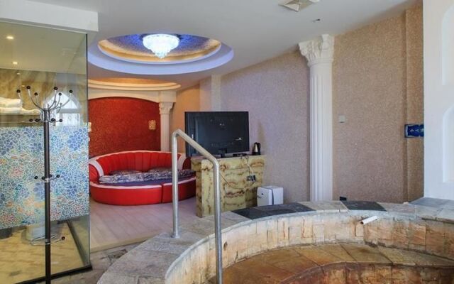 Meishen Palace Castle Spa