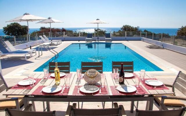 Aegean Horizon Beachfront Villas