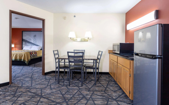 Super 8 by Wyndham Big Rapids