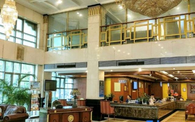 Beijing Sichuan Wuliangye Longzhaoshu Hotel