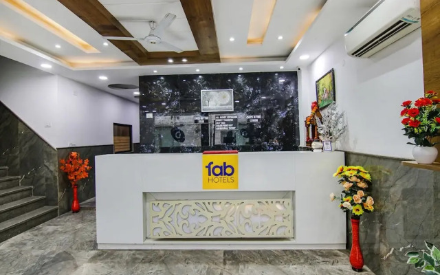 Fabhotel The Glory I