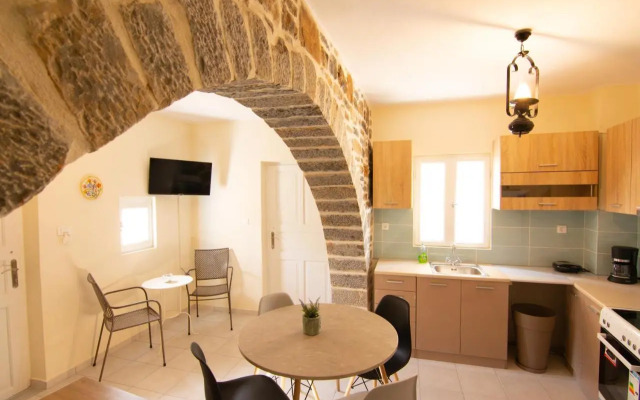 Lilas Traditional Maisonette