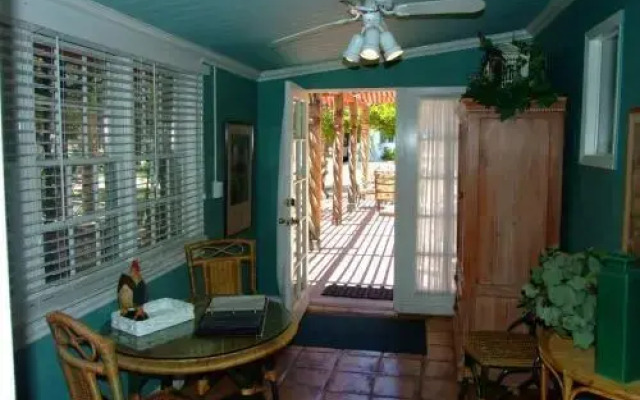 Maricopa Manor Bed & Breakfast Inn