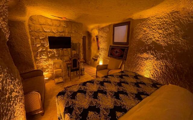 Lubberona Cave Cappadocia