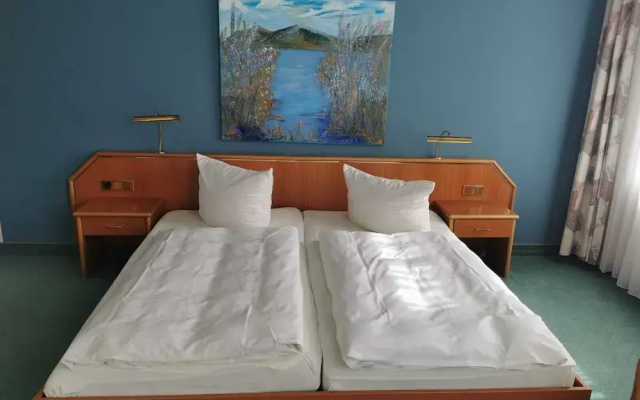 KHGM Kaiserhof Hotel GmbH