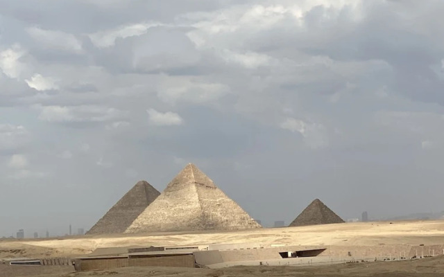 H10 Pyramids View