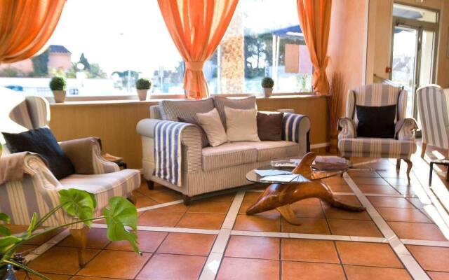 Logis Hotel et Restaurant Le Galion Canet Plage