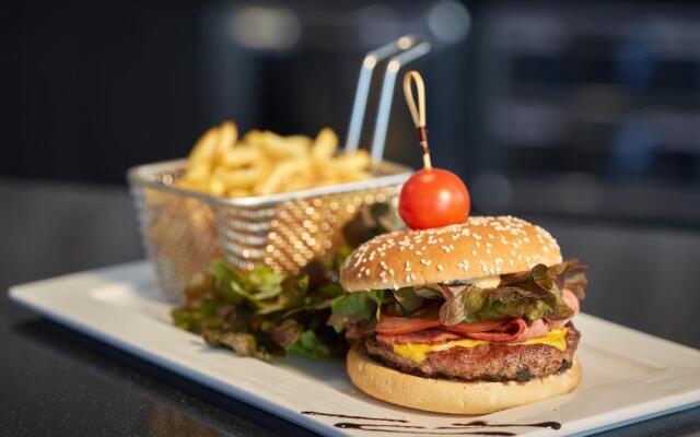 Hotel Roissy Lourdes