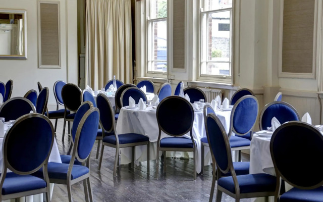 The Rose and Crown Hotel – Tonbridge