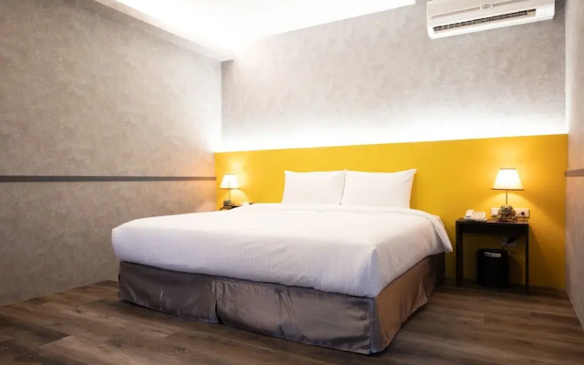 Yilan East Hotel
